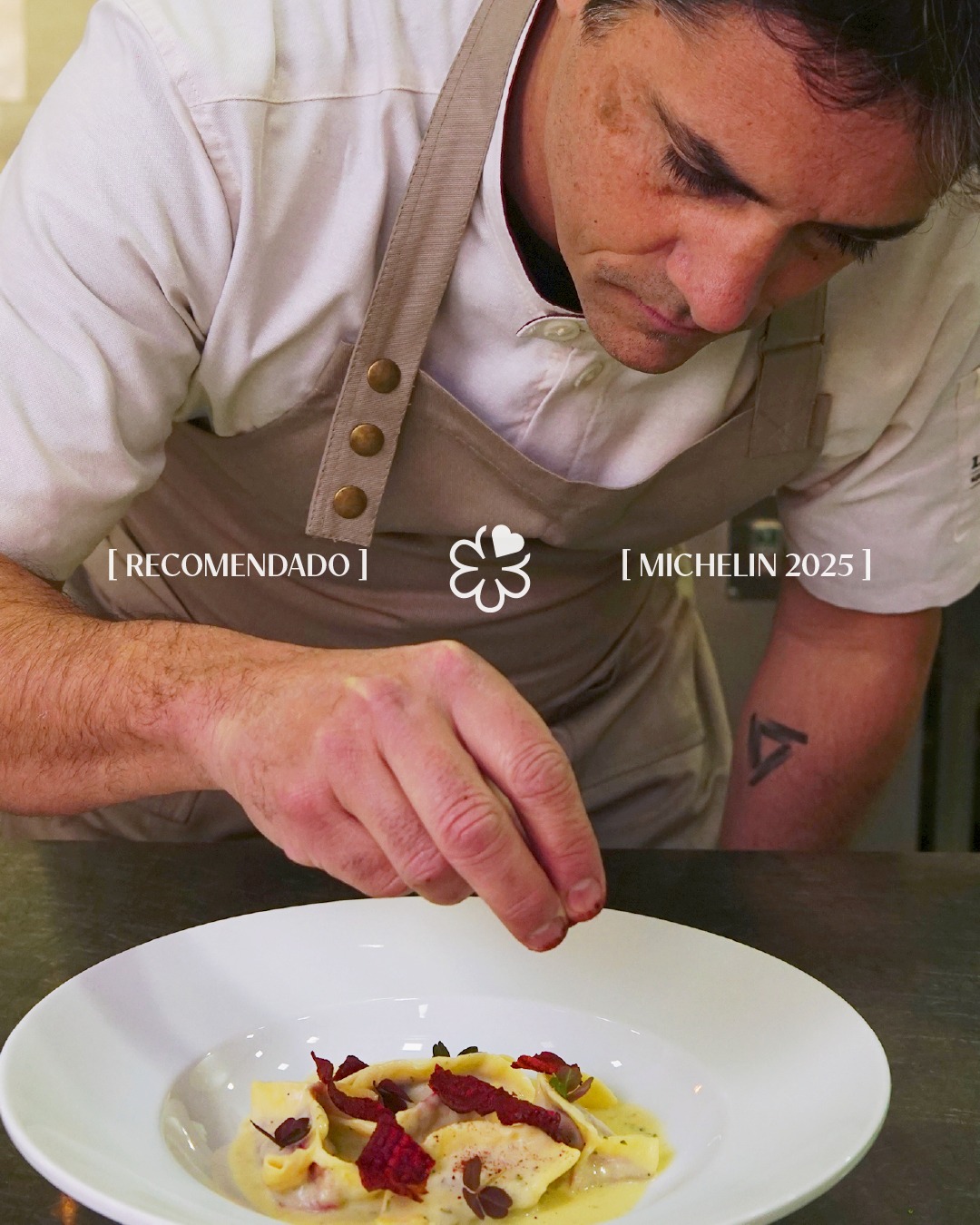 Cocina de Los Bocheros en Bodega Lamadrid
