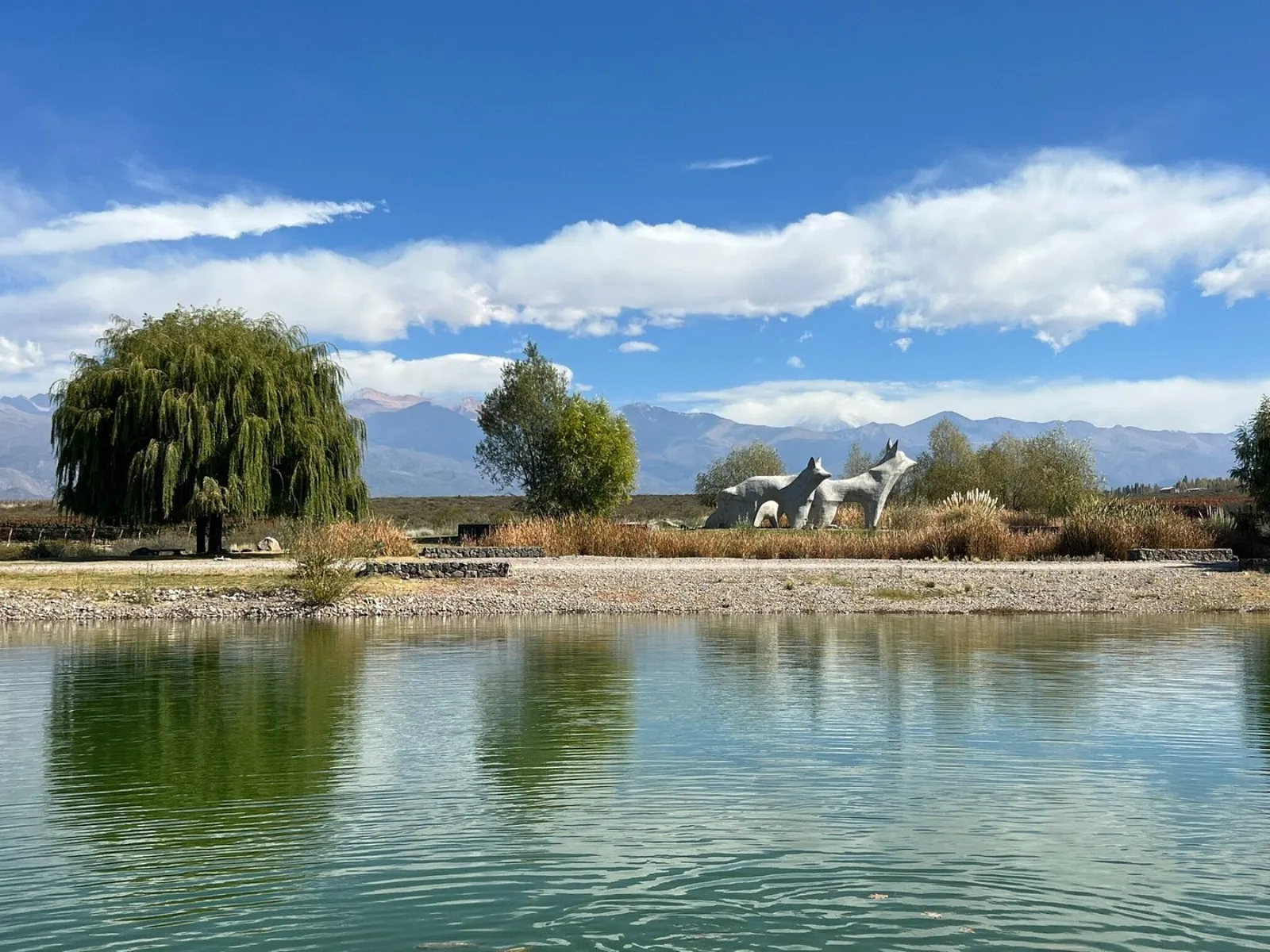 Huentala Wines — Peter Wine Tours