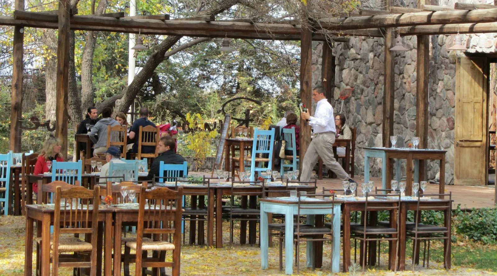 Atamisque — Peter Wine Tours